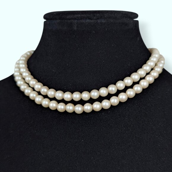 V. Faux Pearl Beaded Necklace - Picture 1 of 5